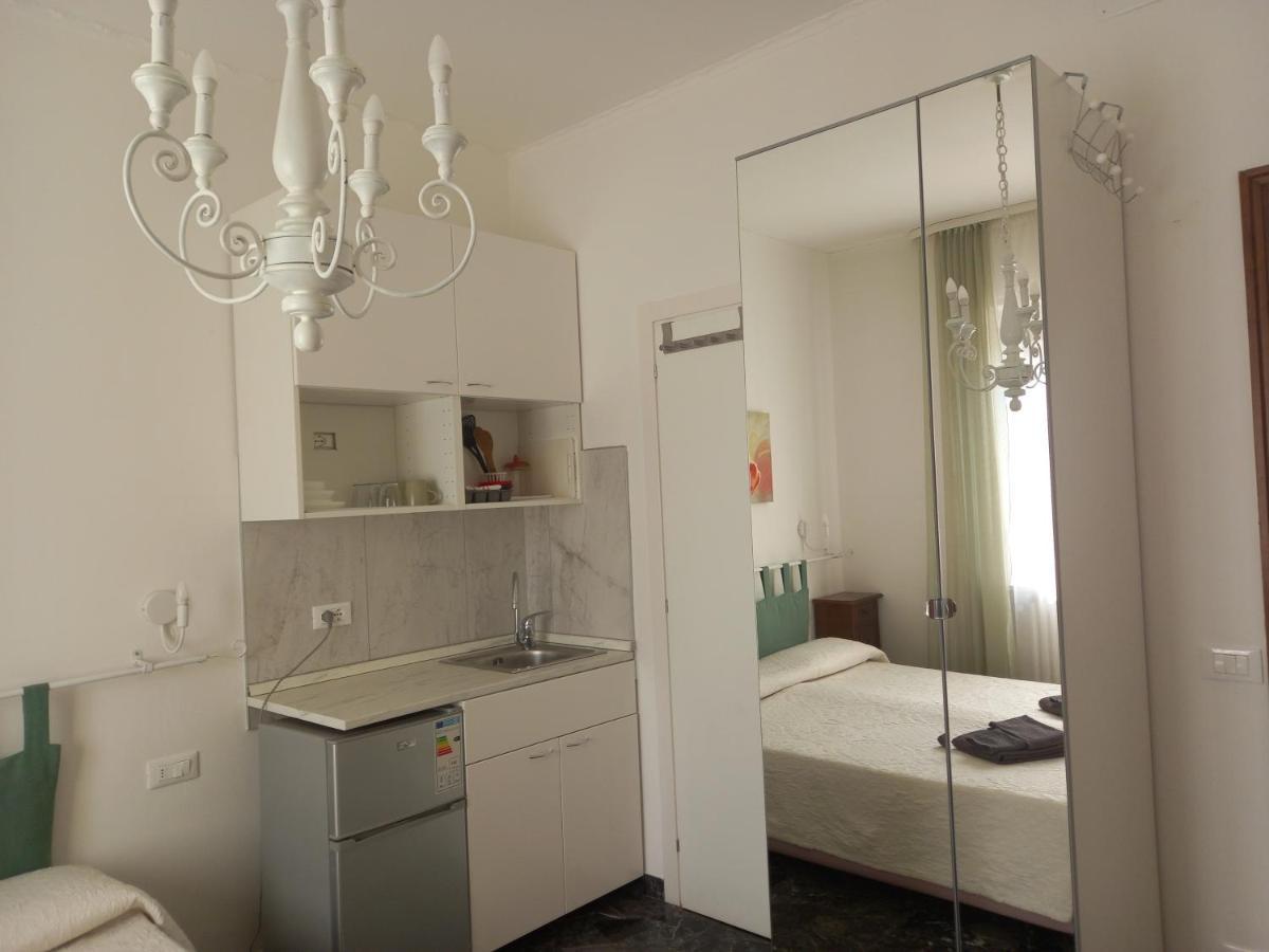 Minihouselarissa Diverona Exterior foto