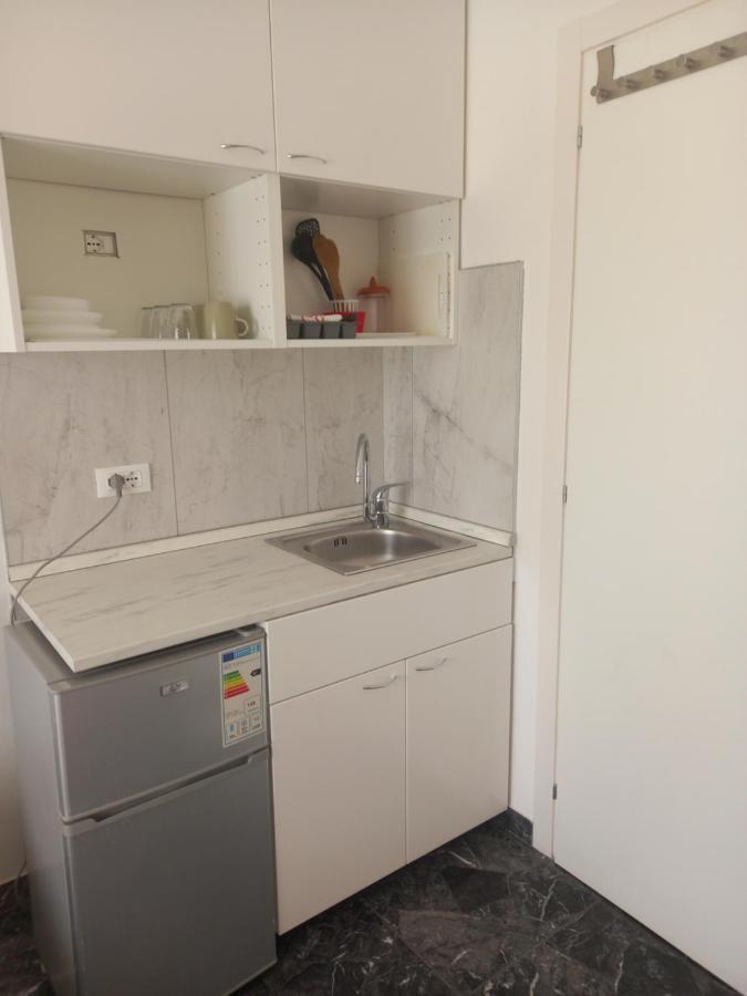 Minihouselarissa Diverona Exterior foto