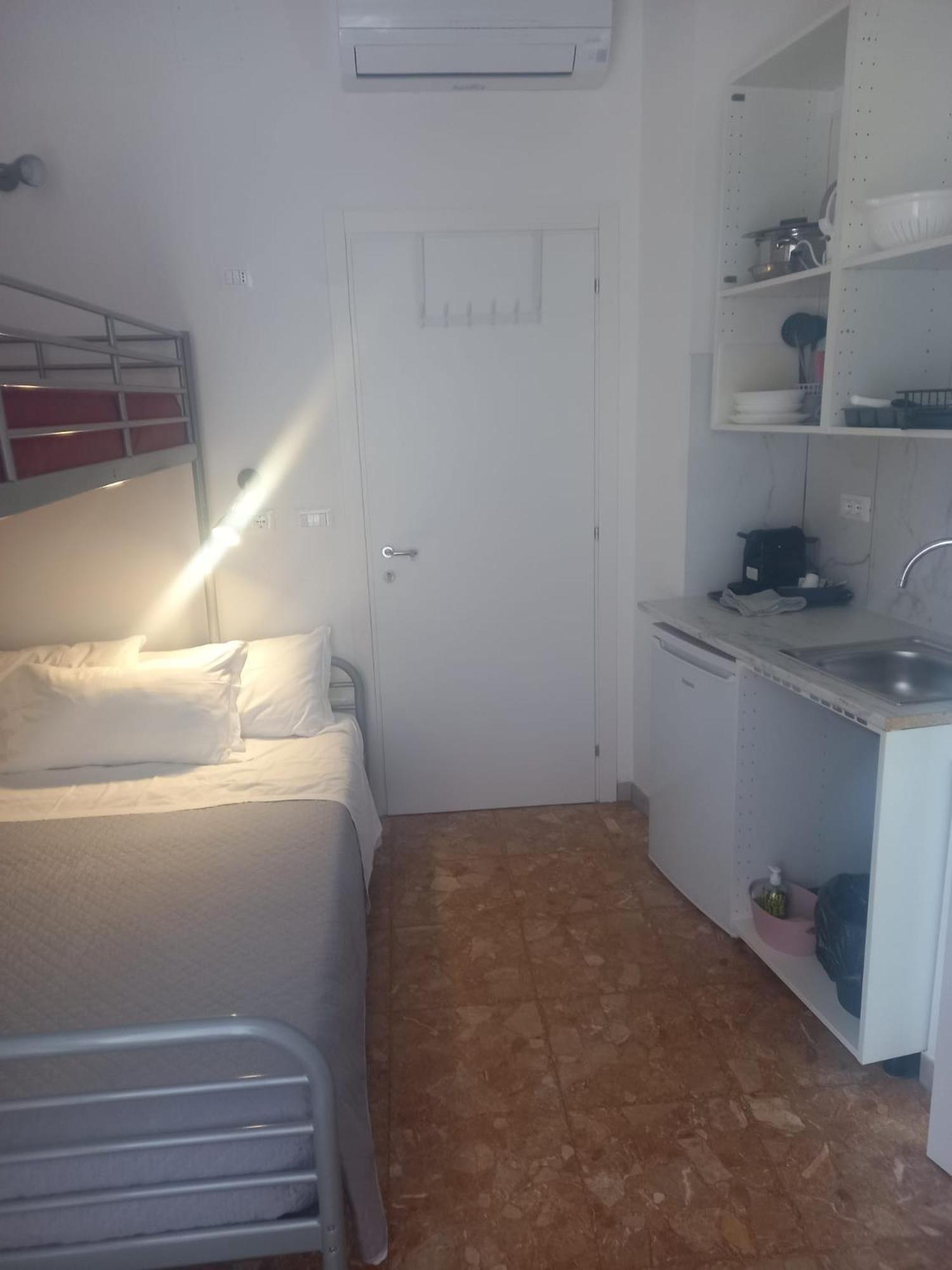 Minihouselarissa Diverona Exterior foto